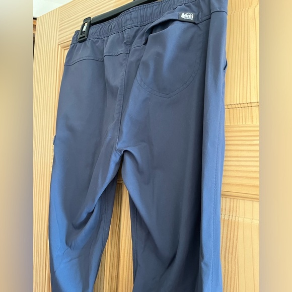 REI Girls Charcoal Gray Pants Size 14-16 - Picture 6 of 8